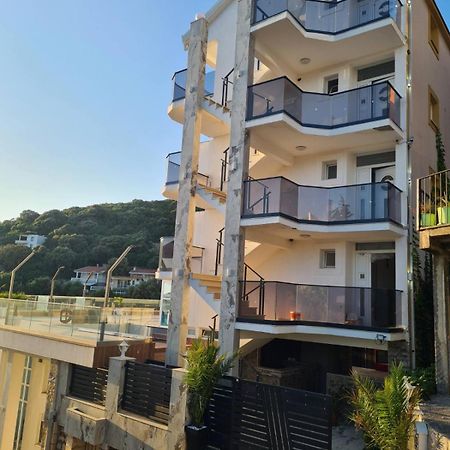 אוטייהא Apartments Mekic מראה חיצוני תמונה