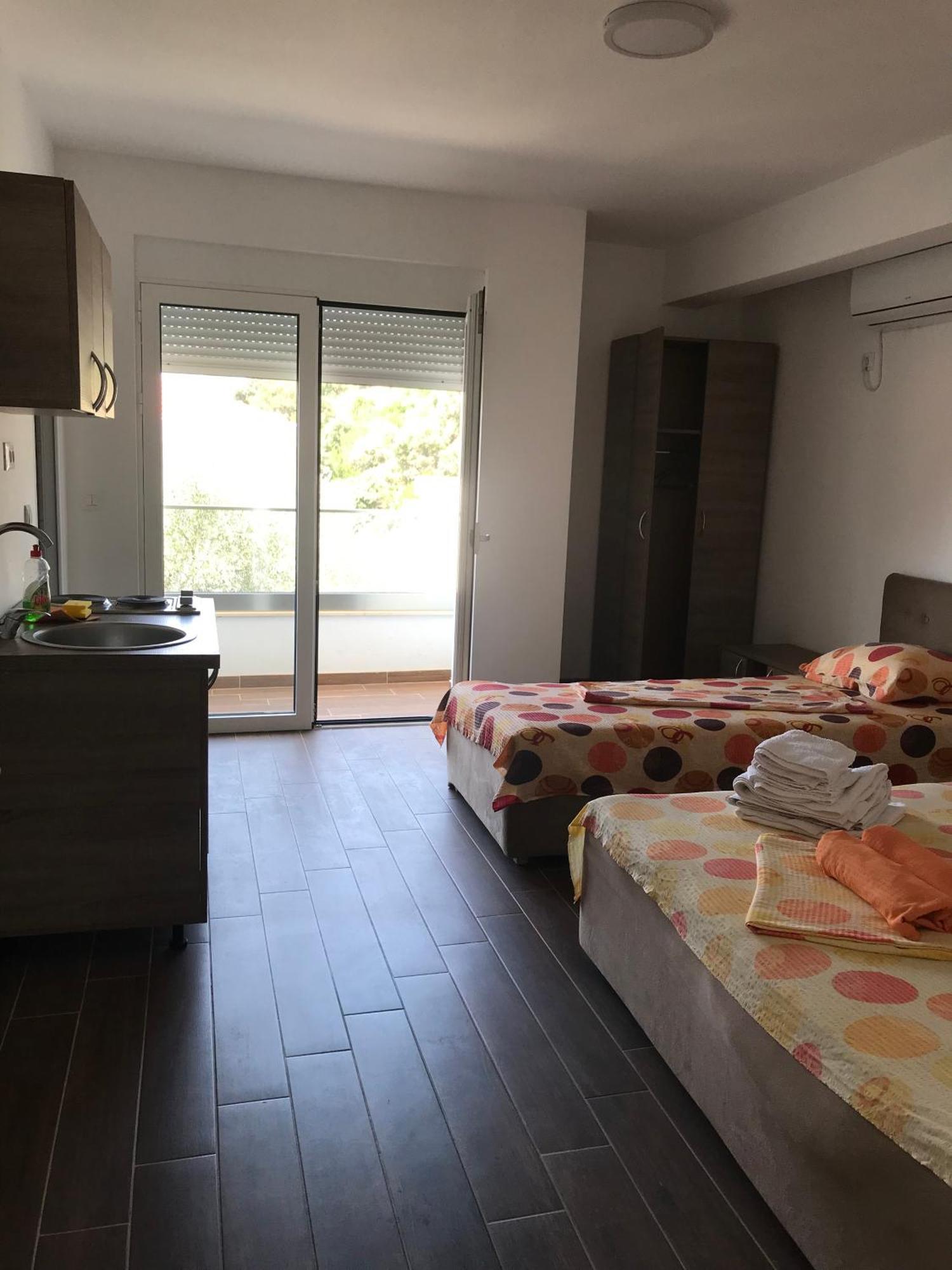 אוטייהא Apartments Mekic מראה חיצוני תמונה